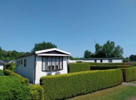 Chalet in Drenthe te huur aan de rand van het bos Drents Friese Wold, veel PRIVACY en RUST, appartement in Hoogersmilde