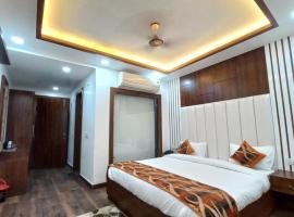 HOTEL TASTE OF INDIA, מלון ב-Taj Ganj, אגרה