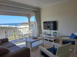 Hello Holiday at 4 Boboyi Mangrove Beach Estate – hotel w mieście Port Shepstone