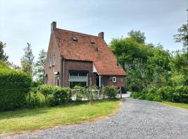 Woonboerderij Scherpbier, hotel in Oostburg