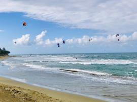 CasaDePlaya Cabarete Beachfront，喀巴里特的飯店