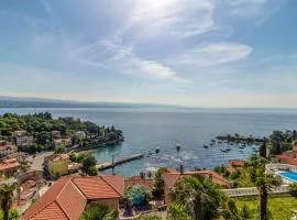 5 Bedroom Stunning Home In Ika