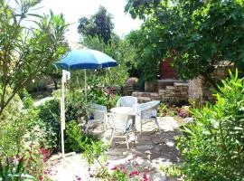 Apartment Lozica with private garden, self check-in