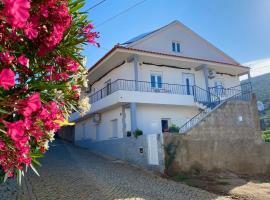 Eira do Cajado, villa en Maçores