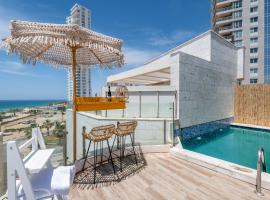 Boutique Villa with Rooftop Pool，內坦亞的飯店