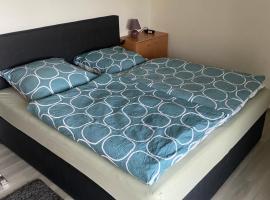 3 Zimmer Apartment, hotel u gradu Bajrot