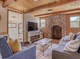 The Cottage Keeper - Meredith Lodging, Hotel in Pacific City