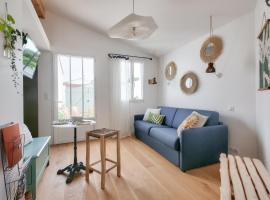 Studio avec terrasse &agrave; 250 m&egrave;tres du port