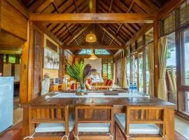 Sang Tirta Resort