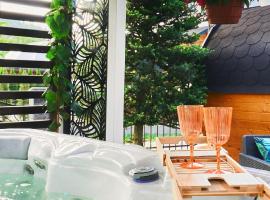 GORSKI RESORT Lux Apartments Jacuzzi & Sauna, hotel in Poronin