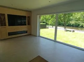 La Villa les pieds dans leau