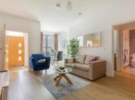 1 Bed Apartment - Redhill Central, Surrey, Gatwick #3