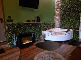 Tropic Love Room, Hotel in Lyon