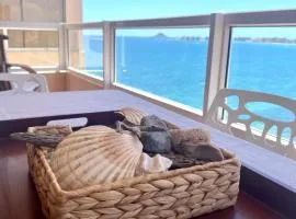 Precioso apartamento en primera línea de playa