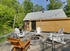 Private Cabin Rental in the Catskill Mountains!, villa en Hamden