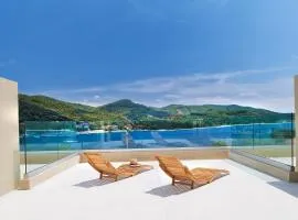Chronos Hotel