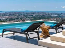 Villa Fortress, private pool, Game room, sea views