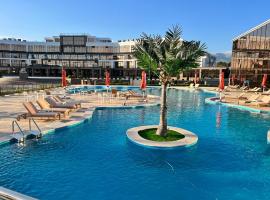 Таунхаус в пансионате Baytur Resort & SPA، فندق في بوستيري