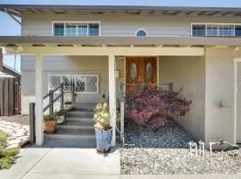 Charming San Jose Home with Covered Patio and Backyard