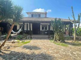 Yin Yang Beach House, El Palmar, con WIFI a 500 m de la playa, hotel u Cadizu