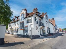 에임즈베리에 위치한 호텔 The George Hotel, Amesbury, Wiltshire