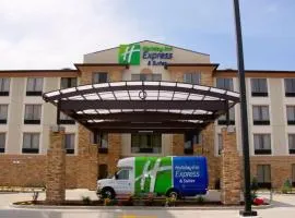 Holiday Inn Express & Suites St Louis Airport by IHG