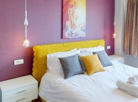 Epipleon Luxury Suites - 107 - Διαμέρισμα 85τμ - Θέα στη θάλασσα, hotel in Nafpaktos