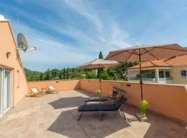 Casa Lidia - Modern & Spacious & Few Steps to Beach & Breathtaking View