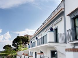 Suites in the Amalfi Coast - GuestHouse with Terrace near Amalfi - Breathtaking View of Ravello, hotell sihtkohas Scala