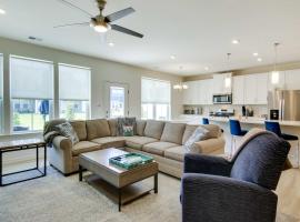 5 Mi to Bethany Beach Townhome with Community Perks、Millvilleのホテル