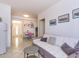Appartment Ksenija 4, luxury hotel in Mali Lošinj