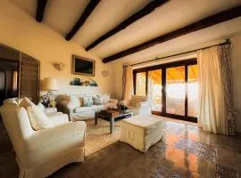 Sardinian Luxury Hospitality - Villa Fuli Rooms and more