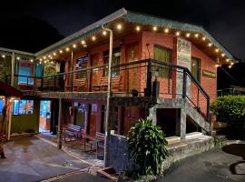 Manakin Lodge, Monteverde CR, hotel in Monteverde Costa Rica