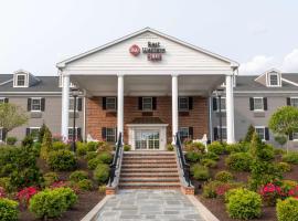 Best Western Plus Country Cupboard Inn, hotel em Lewisburg