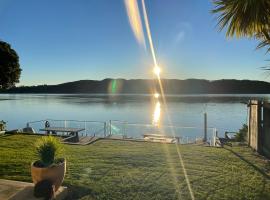 Absolute waterfront, vacation home in Raglan