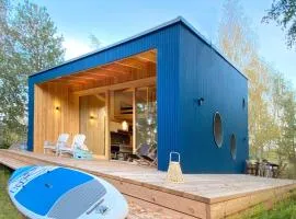 Lunette Lodge for 10 guests, 50 m from the lake, sauna, hot tube