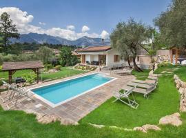 Villa Fani-Wellness & Relax, villa in Malcesine