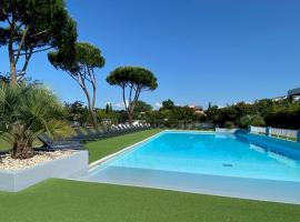 Résidence de tourisme Domaine de Janus, hotel v destinaci Ruoms
