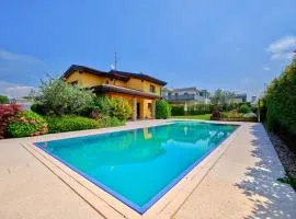 VillasGarda - Villa Leone Salionze