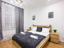 Cracow Rent Apartments - spacious apartments for 2-7 people in quiet area - Kolberga Street nr 3 - 10 min to Main Square by foot