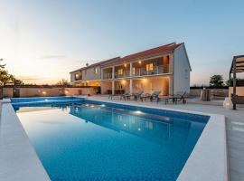 Villa Milemare ZadarVillas, hotel em Pristeg