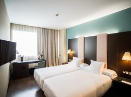 AZZ Pamplona Norte Hotel、パンプローナのホテル