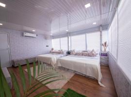 Perfectstayz Homes I Luxury Penthouse – hotel w mieście Haridwar