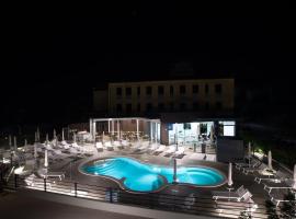 Hotel Ristorante Dante, romantic hotel in Torgiano