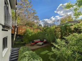 Luxury Modern Oasis Villa W Private Garden! #25, villa en Estambul