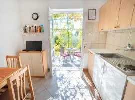 Cozy 1 bedroom apt/terrace/garden