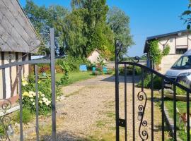 La clé des champs, hotel with parking in Asnières