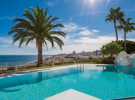 Castillo San Carlos Luxury Apartments, luksushotell i Torremolinos