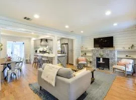 Pecan Blue Frisco Home with Private Yard and Hot Tub