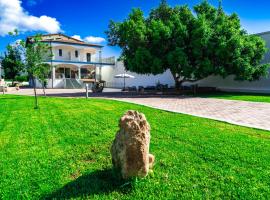 Borgo Albador, hotel in Posada